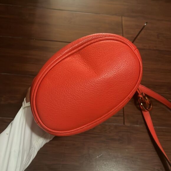 Michael Kors Orange Small Bucket Bag - Long Strap- BRAND NEW - Picture 5 of 5